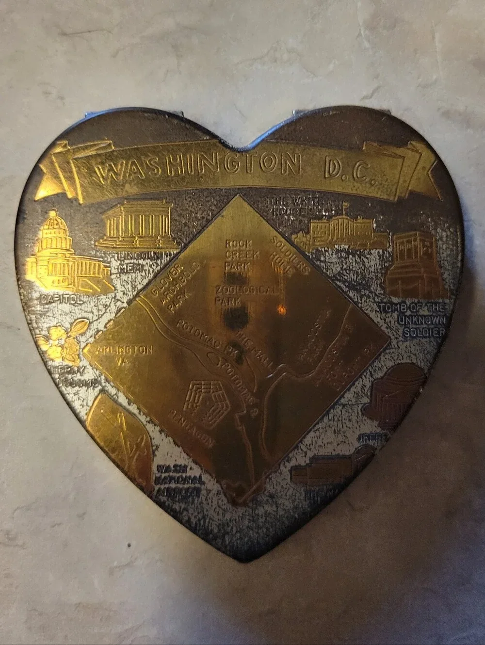 Vintage Washington D.C. Heart-shaped Souvenir Compact - Gold & Aged Silver
